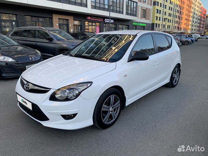 Hyundai i30 1.6 AT, 2011, 122 000 км