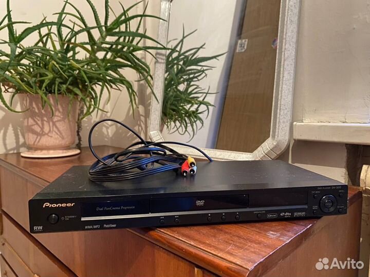 DVD Pioneer Player DV-300
