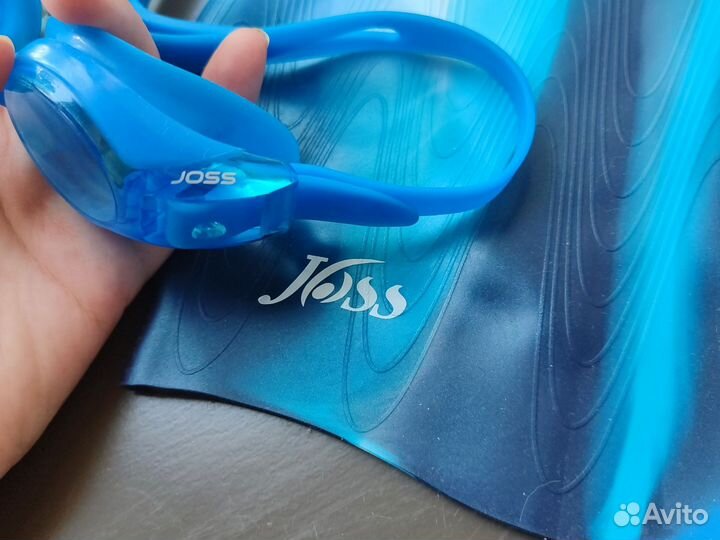 Шапочка и очки для плавания детские