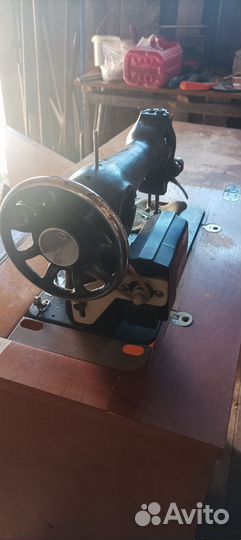 Швейная машинка