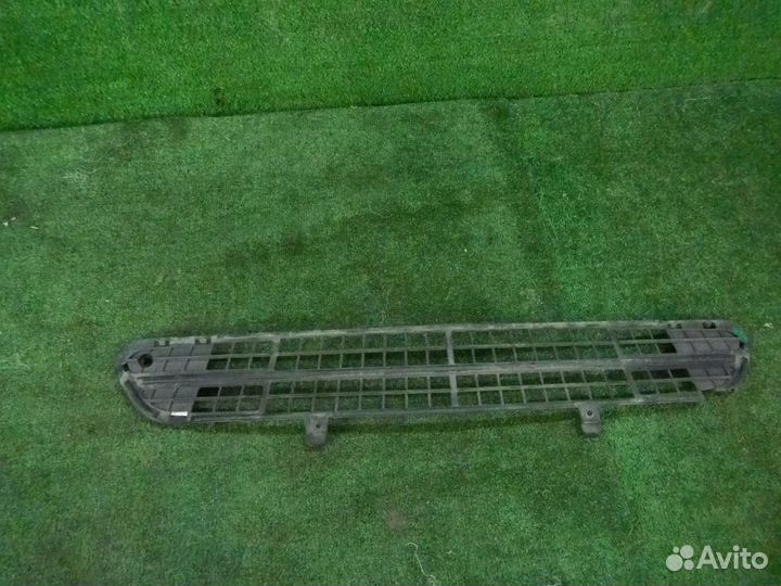 Решетка переднего бампера Chevrolet Cruze 1 (2012