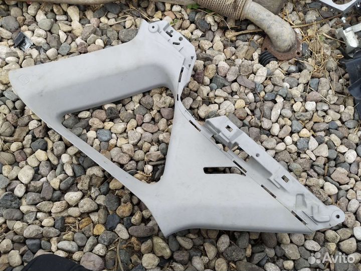 BP4K68261 Обшивка багажника задняя Mazda 3 BK