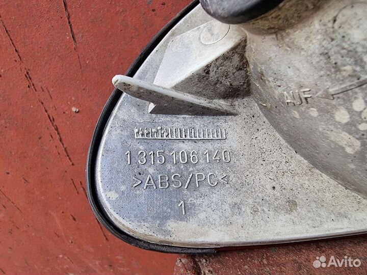 Поворотник передний левый BMW E46