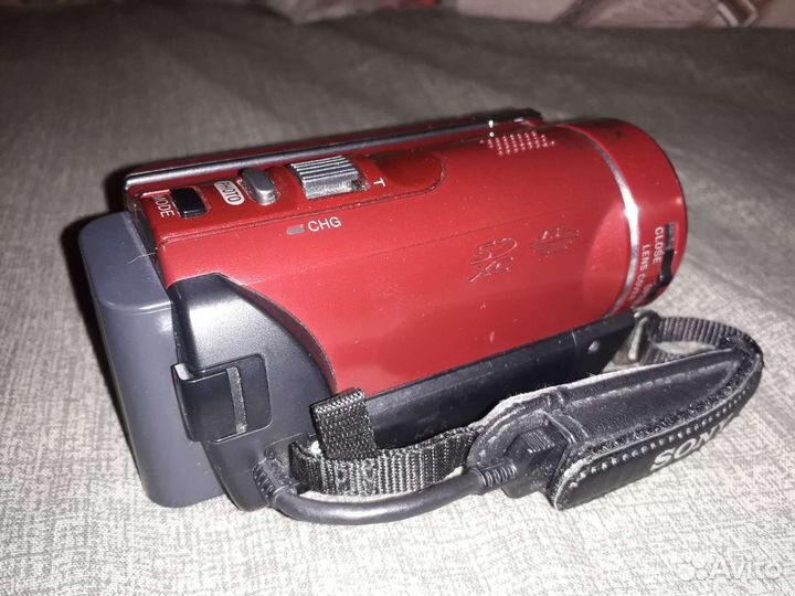 Камера Sony HDR-CX200E