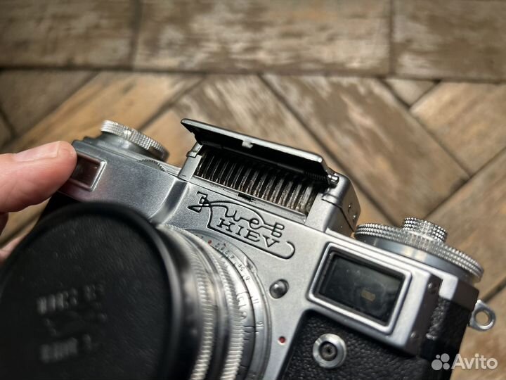 Пленочный фотоаппарат Киев-4а
