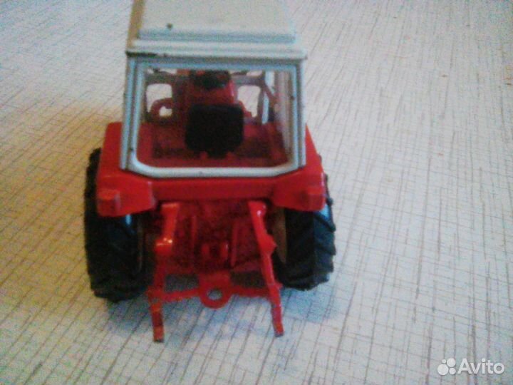 Моделька трактора Беларусь мтз- 82