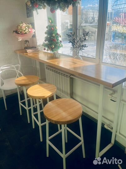 Столы, стулья, барная стойка, барные стулья
