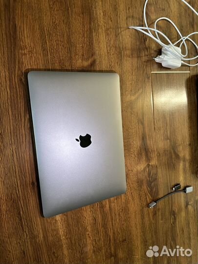 Macbook air 13 2020 m1