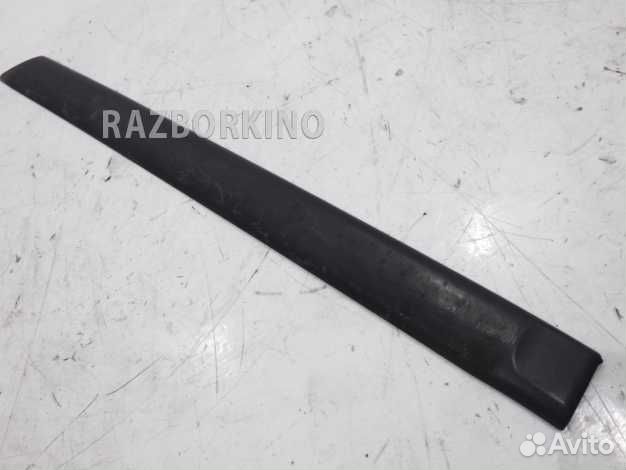 Молдинг задней двери Ford Escort 6