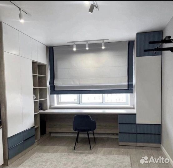 Рабочая зона у окна