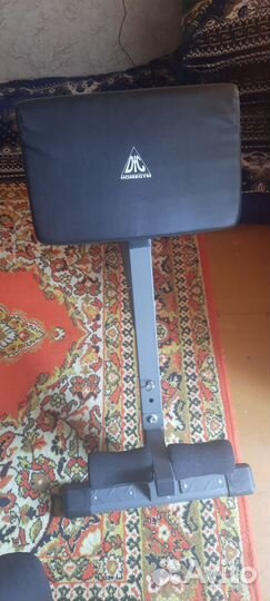 Тренажер для спины гиперэкстензия