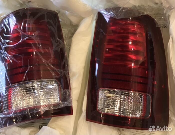 Задние фанари Dodge RAM 2012 -18 год