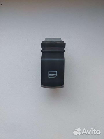 Кнопки стеклоподъемников VW Passat