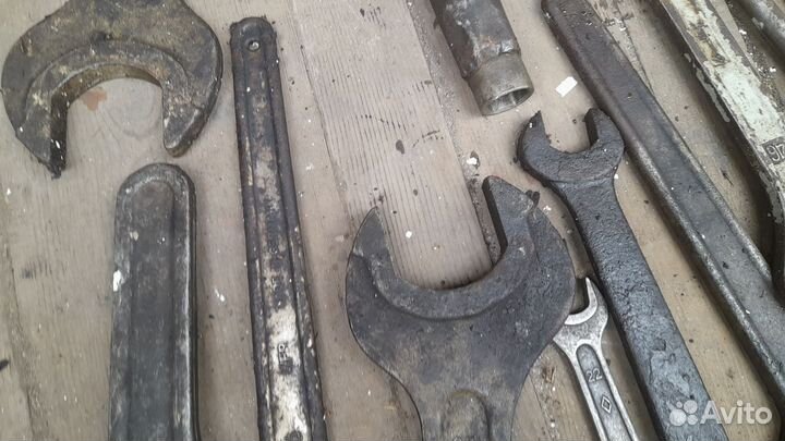 Ключи на трактор