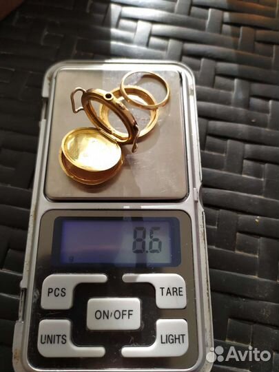 Золотые наручные