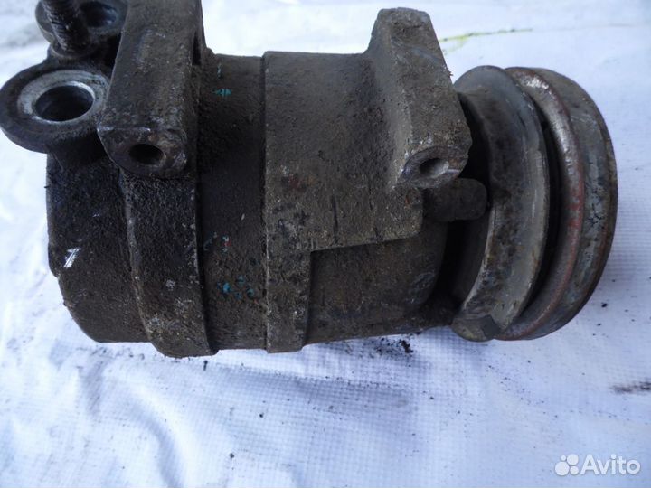 Компрессор системы кондиционирования Chevrolet Lan