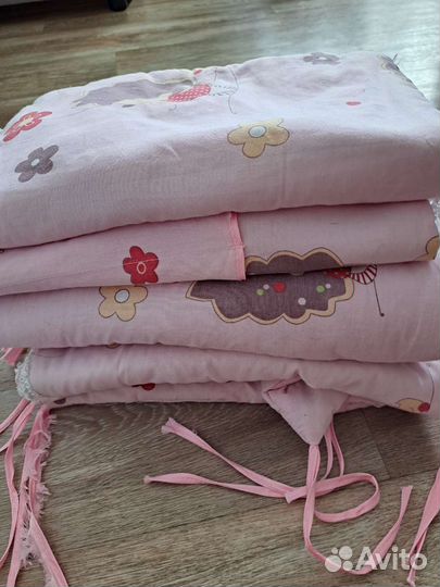 Бортики на детскую кроватку