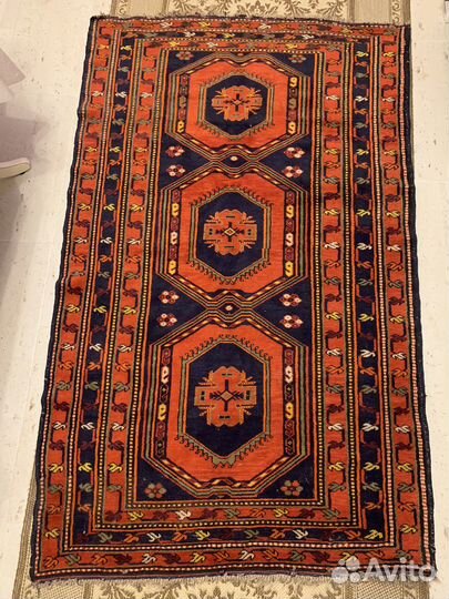 Шерстяной ковер