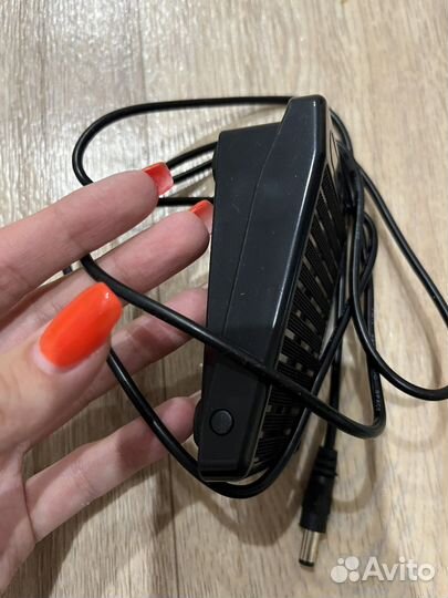 Лампа для ногтей