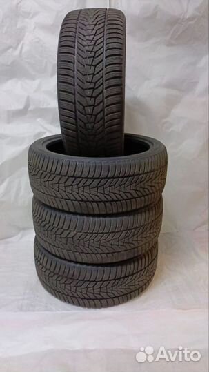 Hankook Winter I'Cept Evo 3 X W330A 265/40 R22 106W
