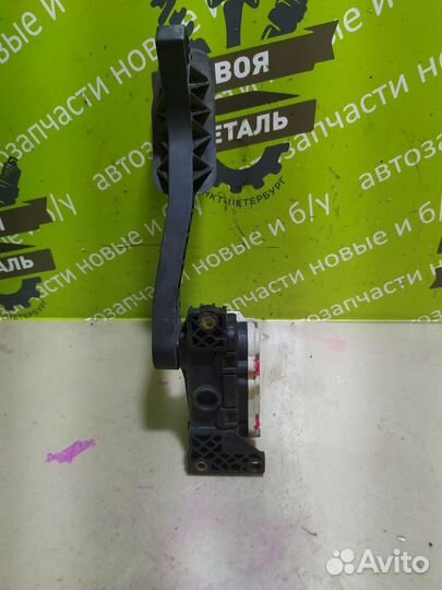 Педаль газа электронная Volvo S70 B5244T 1999