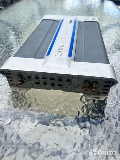 Автомобильный усилитель