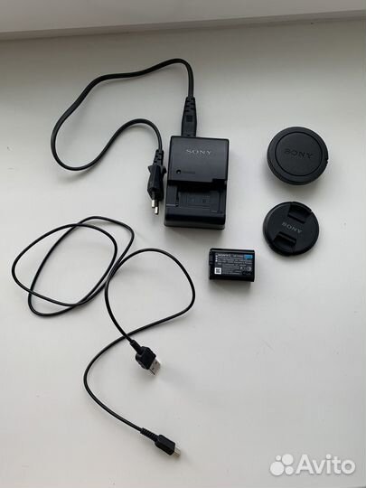 Цифровой фотоаппарат Sony Alpha SLT-A37