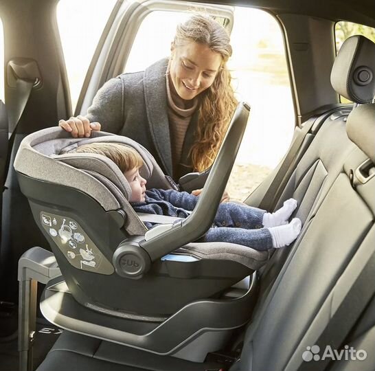 Автолюлька uppababy mesa i-size