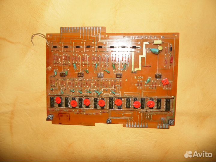 Радио лампы СССР, радиодетали