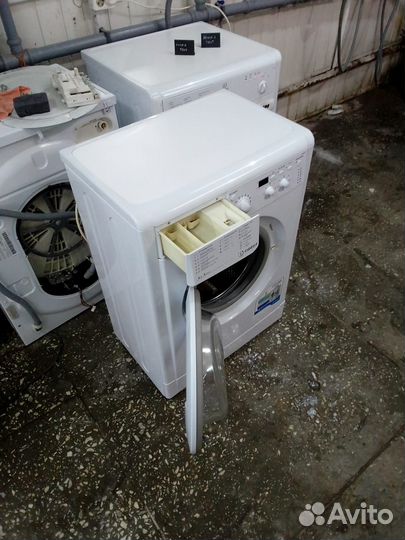 6кг Компактная Indesit