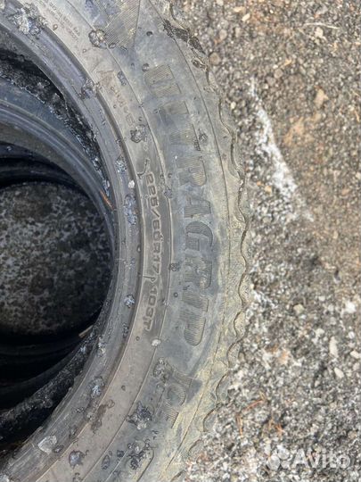 Goodyear Ultragrip Ice Arctic 225/60 R17