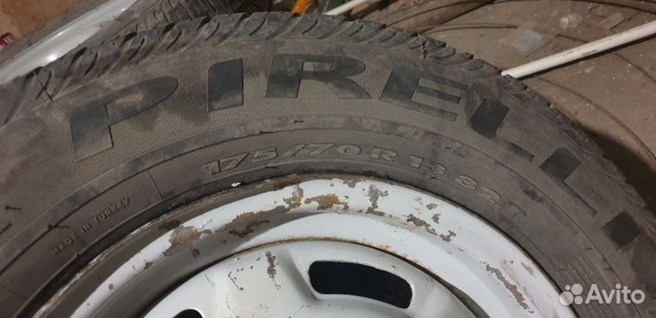 Pirelli Cinturato P4 175/70 R13