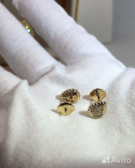 Серьги-пусеты boucheron, желтое золото, 0,25ct