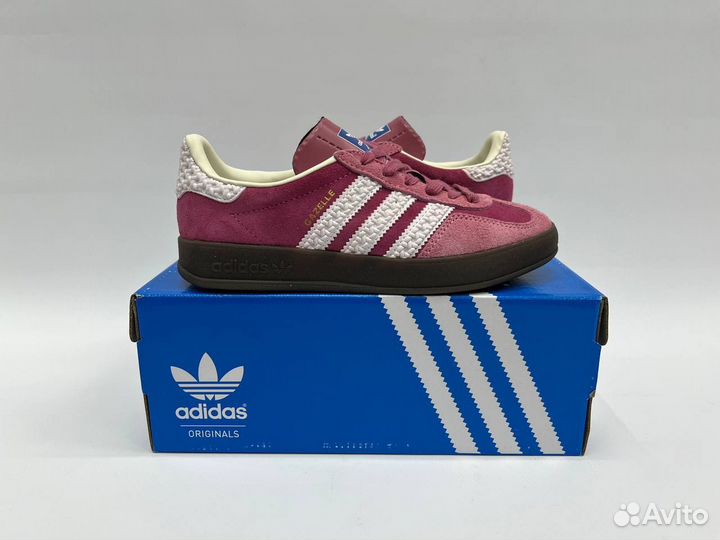 Кроссовки Adidas pink