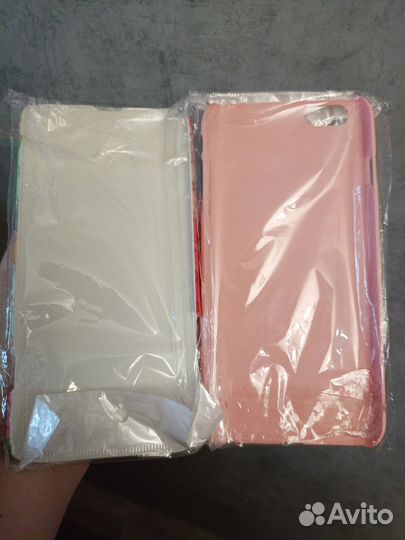 Пара чехлов на iPhone 7-8