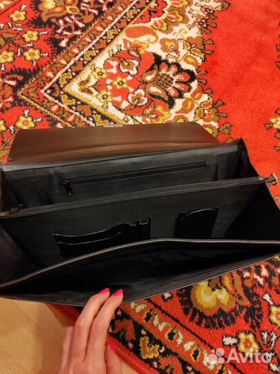 Мужской кожаный портфель