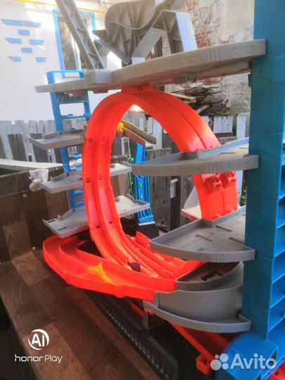 Hot wheels парковка гараж