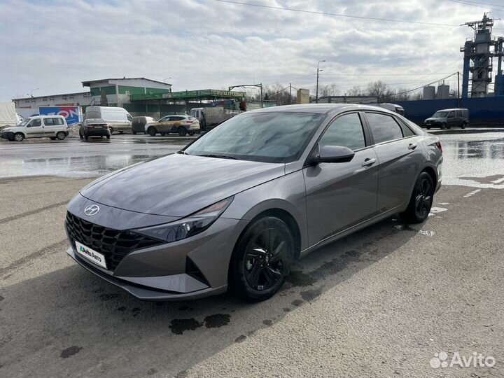 Hyundai Elantra 2.0 AT, 2022, 3 300 км