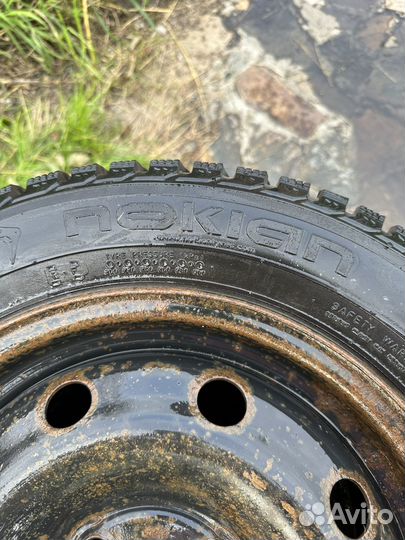 Колеса nokian 175/65 R14 зимние