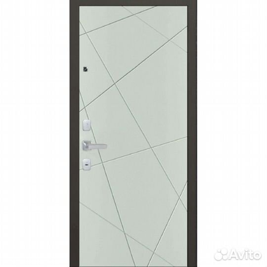 Дверь входная металлическая в наличии