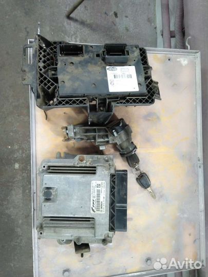 Комплект эбу Ивеко Дейли 5 3.0