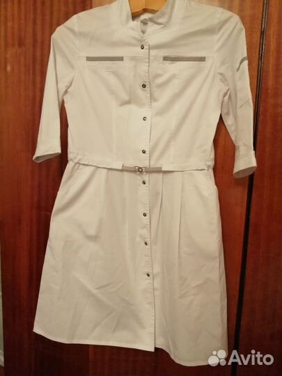 Новый белый медицинский халат 