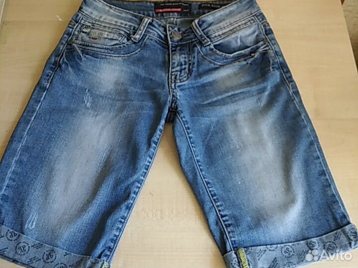 Джинсовые шорты