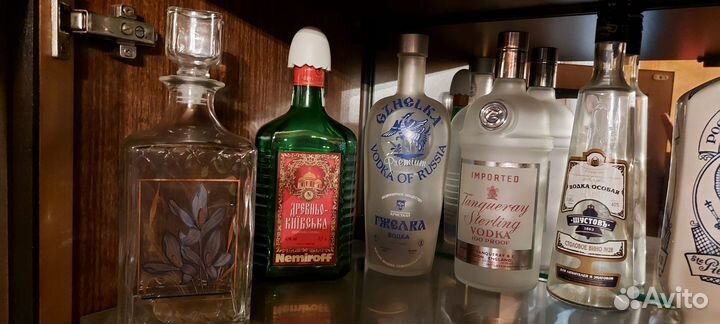 Бутылка коллекционная