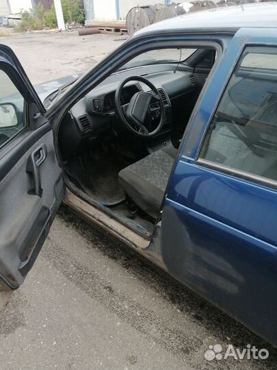 ВАЗ 2112 1.6 МТ, 2005, 160 000 км