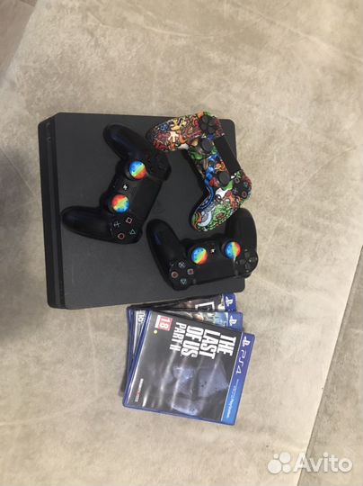 Sony PlayStation 4 slim 1tb с играми