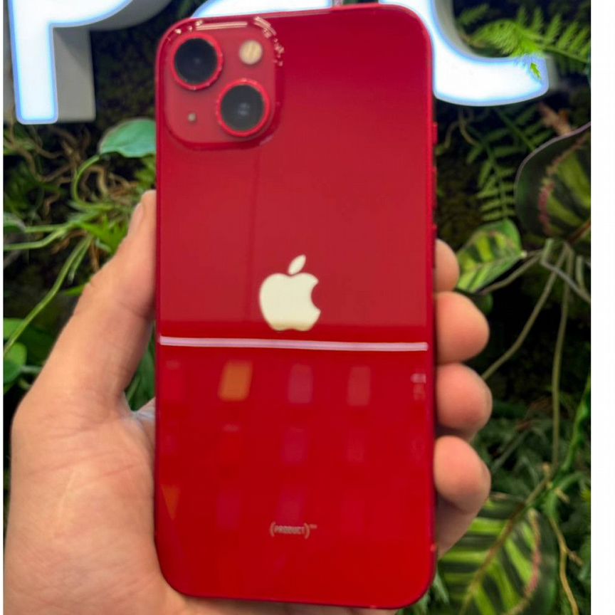 Irena Karpaning yalangoch surati