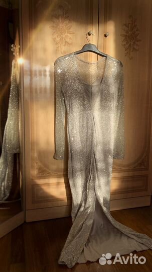 Вечернее платье блестящее