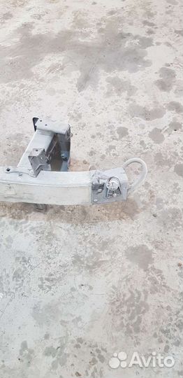 Продам тормозные диски передние с суппортами