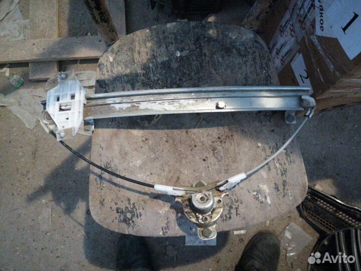 Мех. стеклоподъемник задней правой двери TaGaz C10